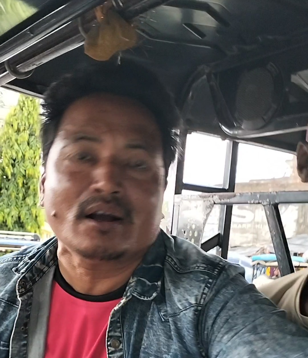 जनकपुरधाममा ई-रिक्साको मनपरी भाडा असुली, यात्रु हैरान