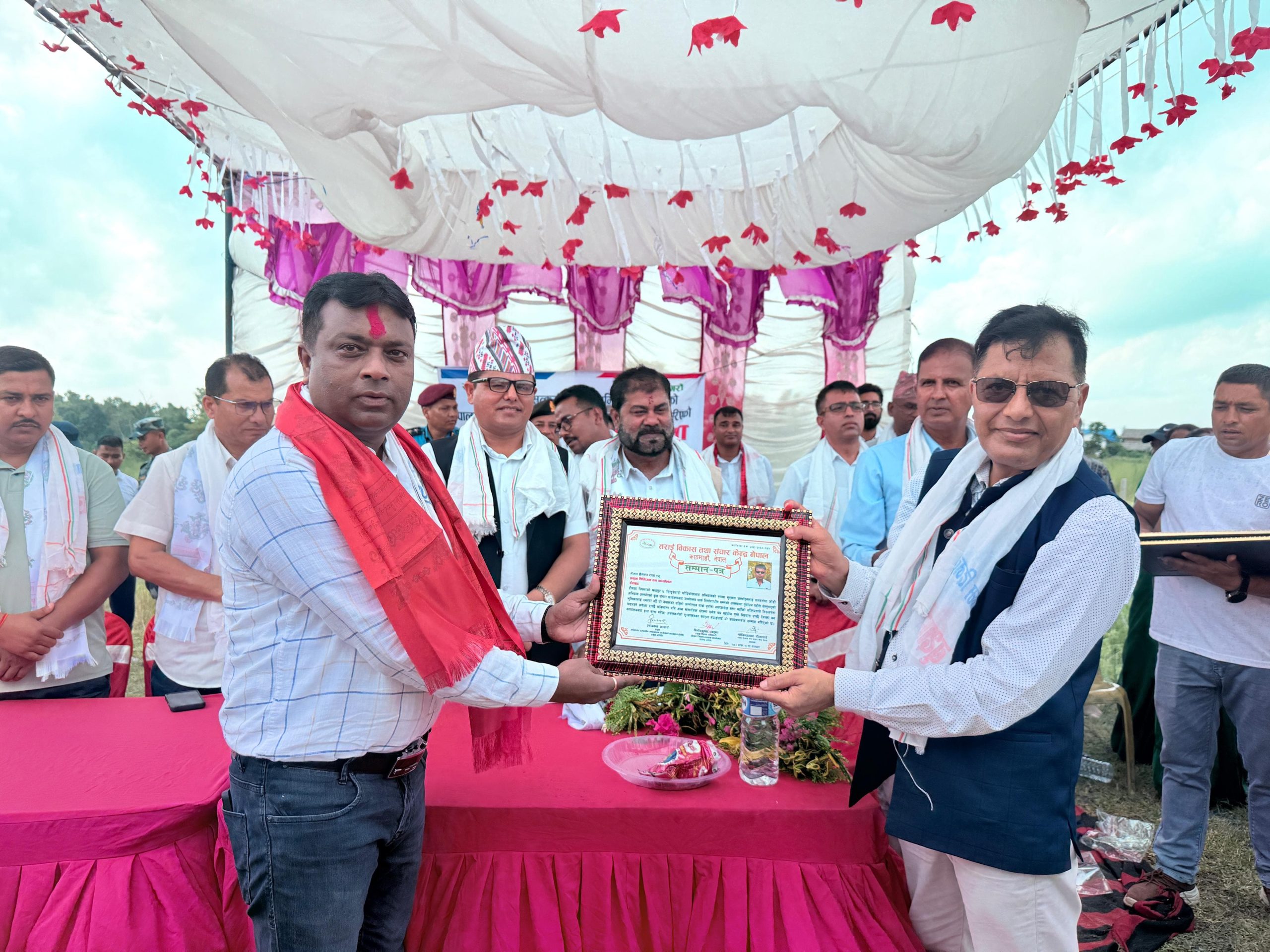 डिभिजन वन प्रमुख हेमन्त साह सम्मानित