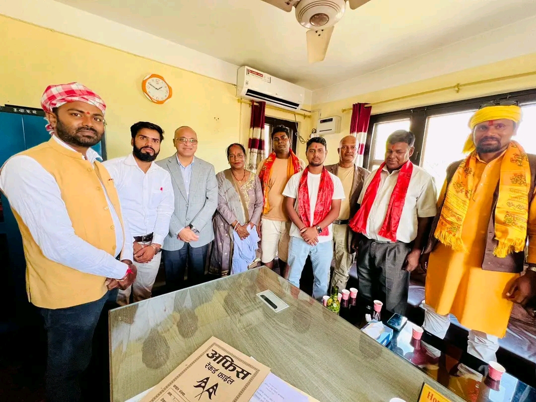 एक दर्जन कांग्रेस नेताकार्यकर्ता जनमत प्रवेश, मन्त्री कुशवाहाले गरे स्वागत