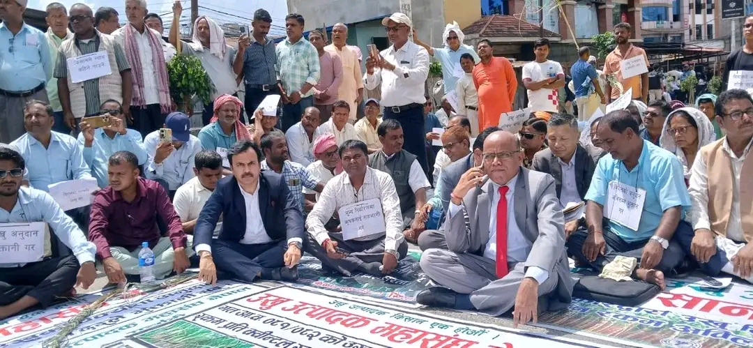 उखु किसानको आन्दोलनप्रति जनमतको ऐक्यबद्धता