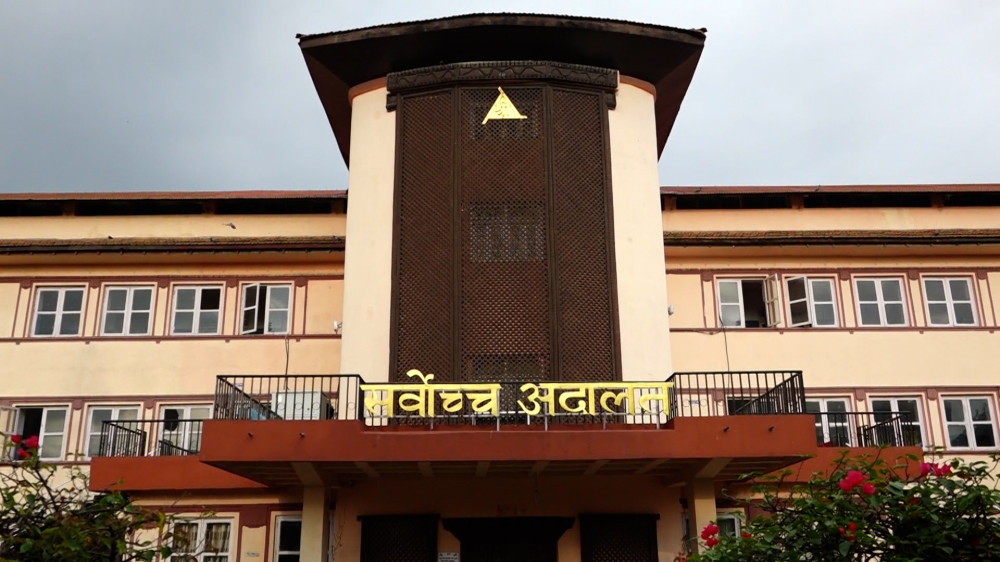 पूर्वविशिष्ट पदाधिकारीले विदेशमा उपचार गर्दा सरकारबाट खर्च नपाउने सर्वोच्चको फैसला