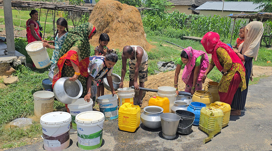मधेशमा गहिरिँदो जलसंकट: सुरक्षित खानेपानीमा २० प्रतिशत घरधुरीको मात्रै पहुँच