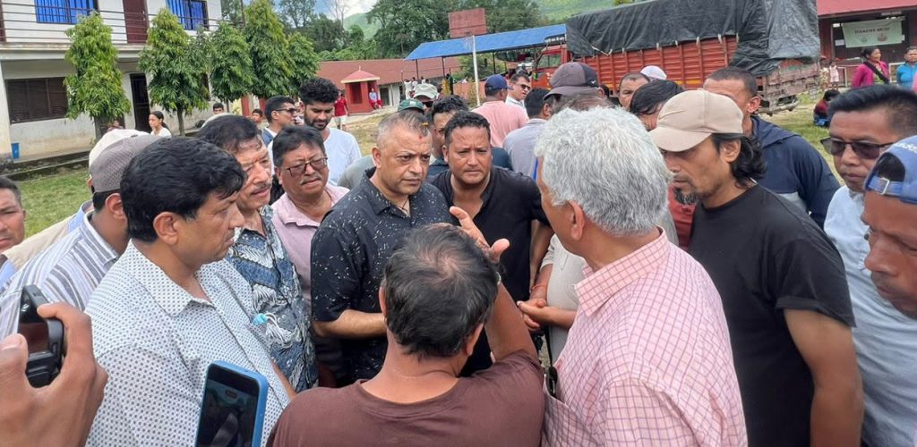 रसुवा बाढीपीडितलाई सहयोग गर्न जुटौं, कटु वचन नबोलौं : गगन थापा