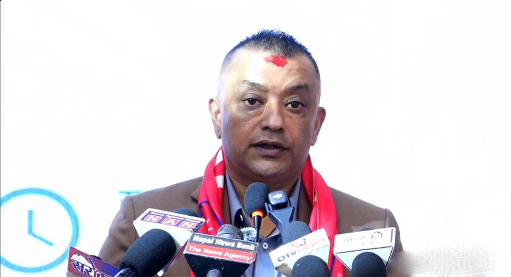 राजनीतिक यात्रामा धेरैपटक ढलेको छु, अप्ठ्यारोमा साथ दिनेको महत्व हुन्छ : गगन थापा