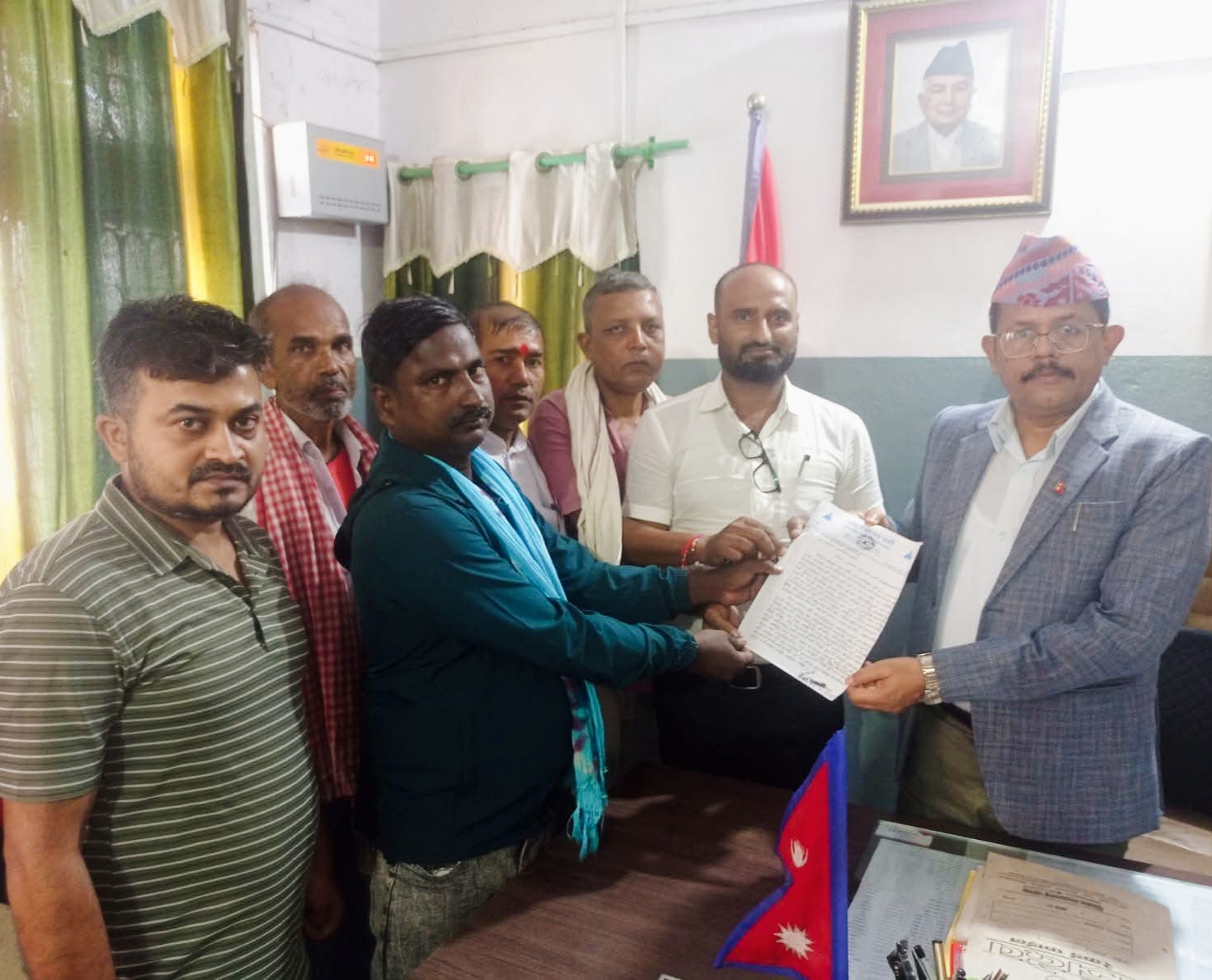 विदेह नगरपालिकामा लगाइएको ताला खोल्न रास्वपा नेता रोहिताको माग, मेयर दासलाई चेतावनी