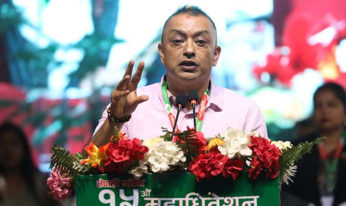 देउवाका लागि कुर्सी खाली राखेका थियौँ, आउनुभएन: गगन थापा